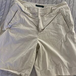 Lauren Ralph Lauren Women’s Size 8 Khaki Shorts 9 inch inseam